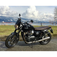 Bulle Dart Piranha Triumph Street Twin
