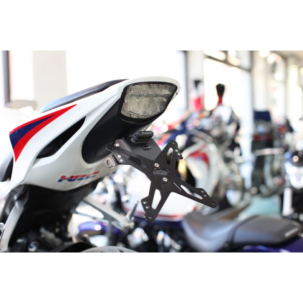 HONDA 1000 CBR/RR SUPPORT DE PLAQUE REGLABLE