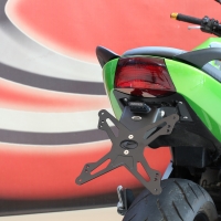 KAWASAKI ER6 SUPPORT DE PLAQUE REGLABLE jusqu'à epuisement 