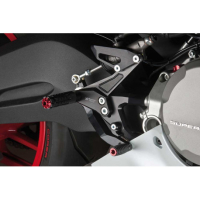 HOUSSE DE SELLE COMPATIBLE  DUCATI SCRAMBLER 400/800/1100 (15-22) MODÈLE CAPRI - Couleur : ROUGE, Type : STANDARD, Logo : AVEC LOGO