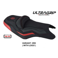 HOUSSE DE SELLE COMPATIBLE YAMAHA T-MAX (08-16) MODÈLE MCN VELVET - Logo : AVEC LOGO, Couleur : ARGENT, Type : ULTRAGRIP
