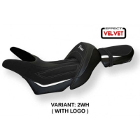 HOUSSE DE SELLE COMPATIBLE YAMAHA V-MAX 1700 (08-17) MODÈLE ODESSA VELVET - Logo : AVEC LOGO, Couleur : ARGENT, Type : CONFORT