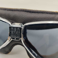 LUNETTES NANNINI CRUISER - Couleur : Chrome poli - Cuir marron, Couleur verre : ECRAN Gris antibuée