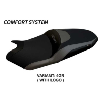 HOUSSE DE SELLE COMPATIBLE YAMAHA T-MAX (17-21) MODÈLE MILANO 3 - Logo : AVEC LOGO, Couleur : ARGENT, Type : STANDARD
