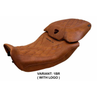 HOUSSE DE SELLE COMPATIBLE DUCATI DIAVEL V4 2023 MODÈLE DIABLO CLASS - Logo : AVEC LOGO, Couleur : BRIQUE, Type : STANDARD 