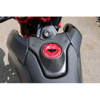 PROTECTION RESERVOIR CARBONE MAT CNC RACING Ducati Hypermotard 698 Mono