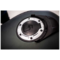 CADRE EXTÉRIEUR EVOTECH BOUCHON DE RÉSERVOIR ORIGINE DUCATI MULTISTRADA V4 1100 - Couleur : SILVER