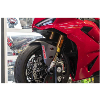 GARDE BOUE AVANT CARBONE CNC RACING DUCATI PANIGALE V2 / STREETFIGHTER V2 2025/*