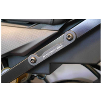BMW PLAQUE CACHE FIXATION REPOSE PIED PASSAGER EVOTECH PERFORMANCE